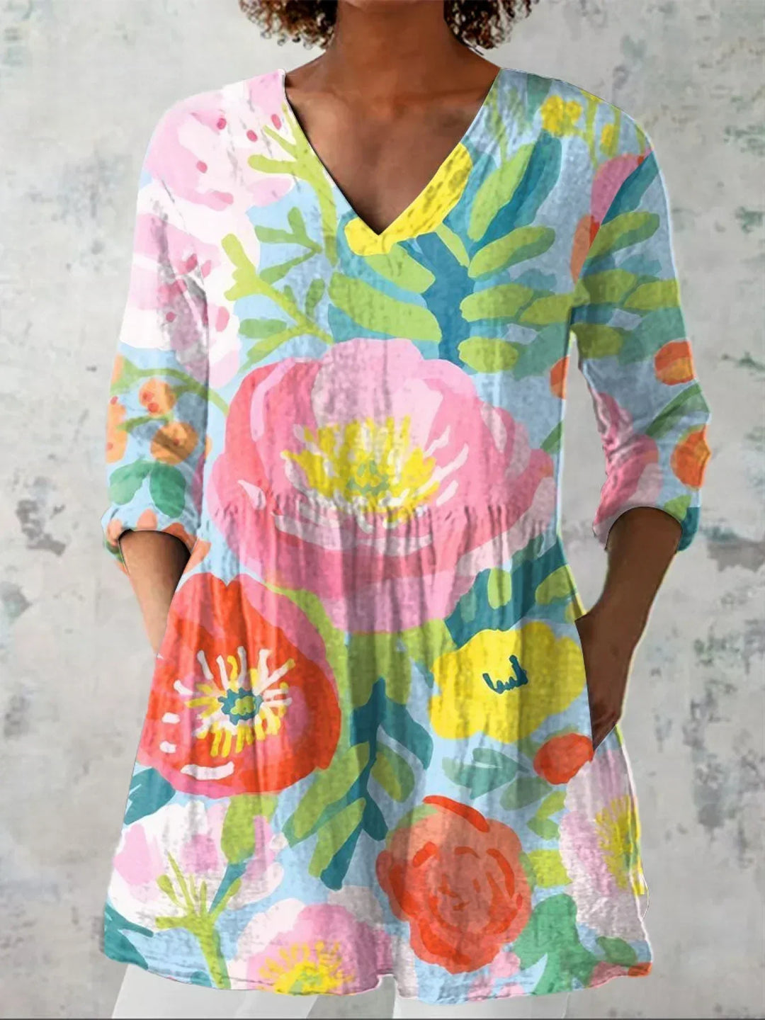Stella | Chemise V-Neck Florale Douce