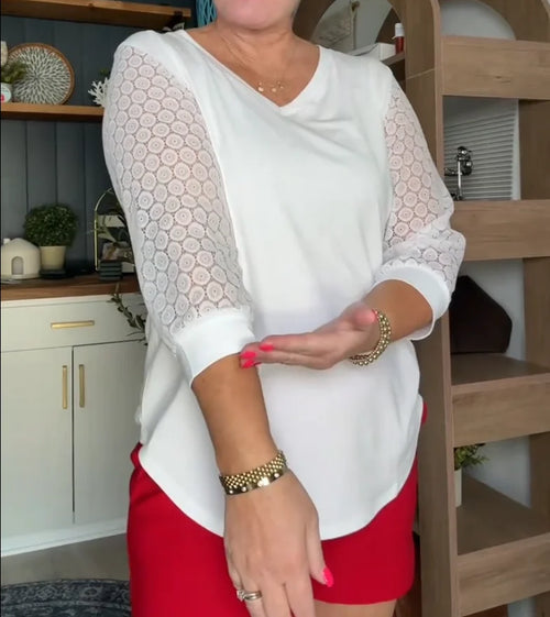 Amélie | Blouse Col V & Manches Dentelle Fleurie