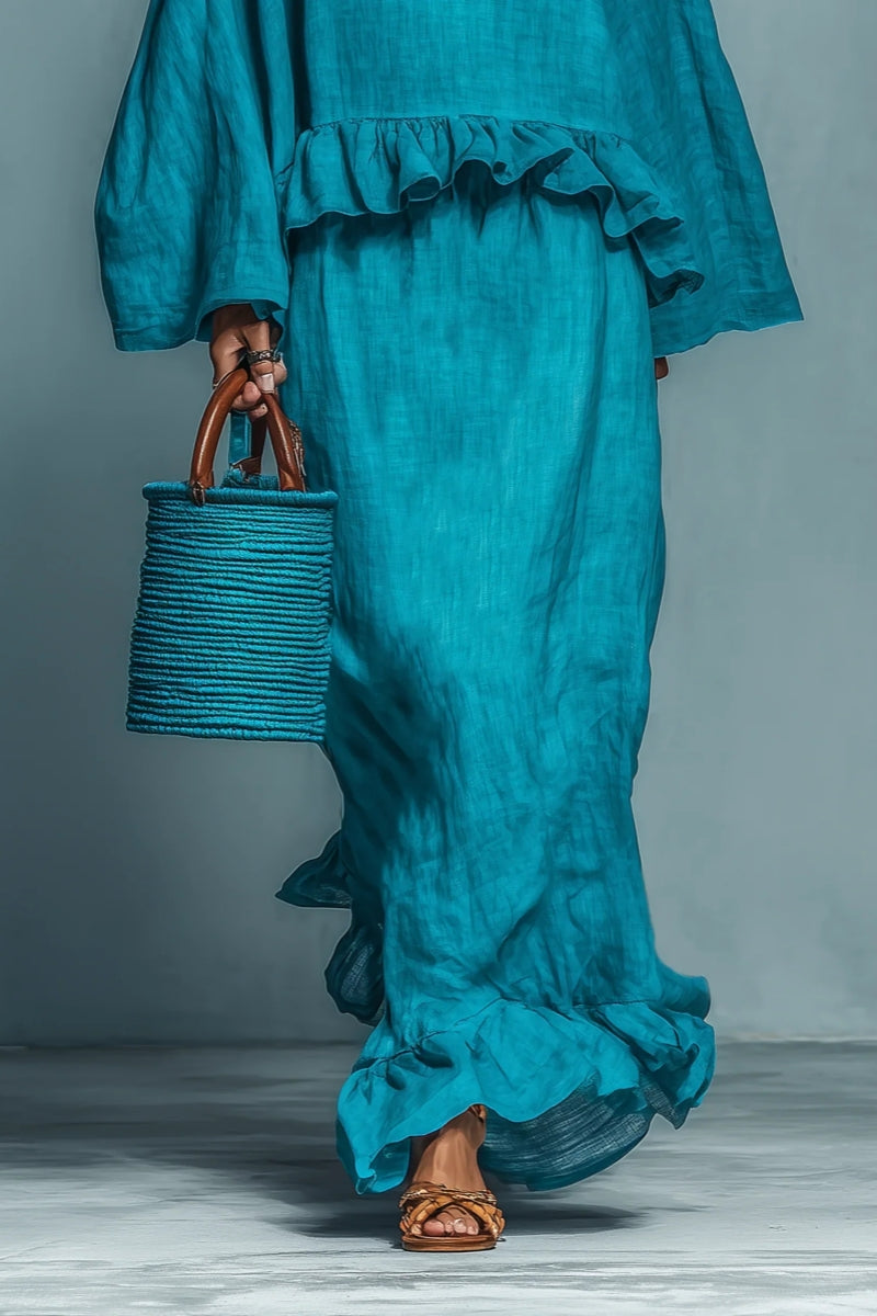 Ensemble blouse et jupe en mélange de lin bleu avec volants