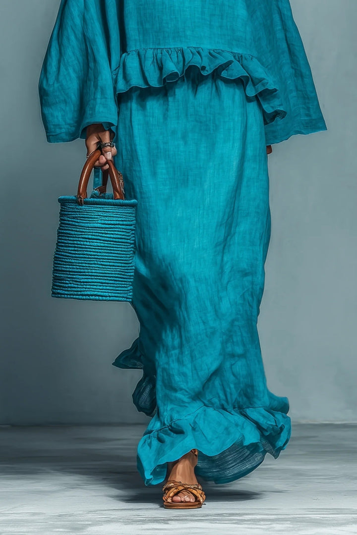 Ensemble blouse et jupe en mélange de lin bleu avec volants