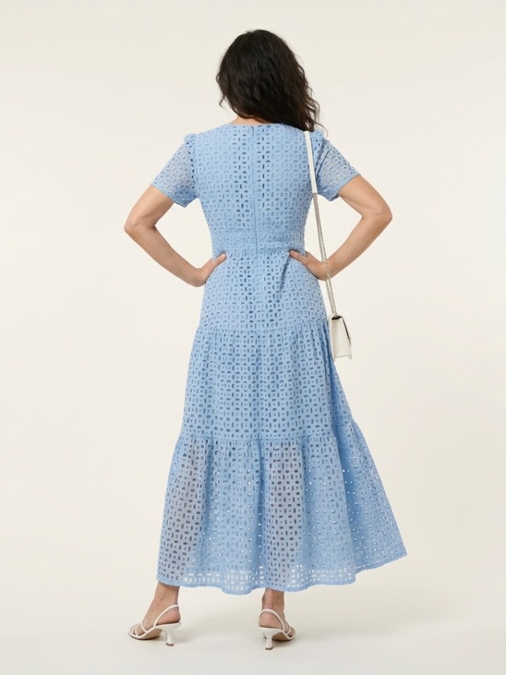 Brielle | Robe midi à manches courtes et col en V à volants