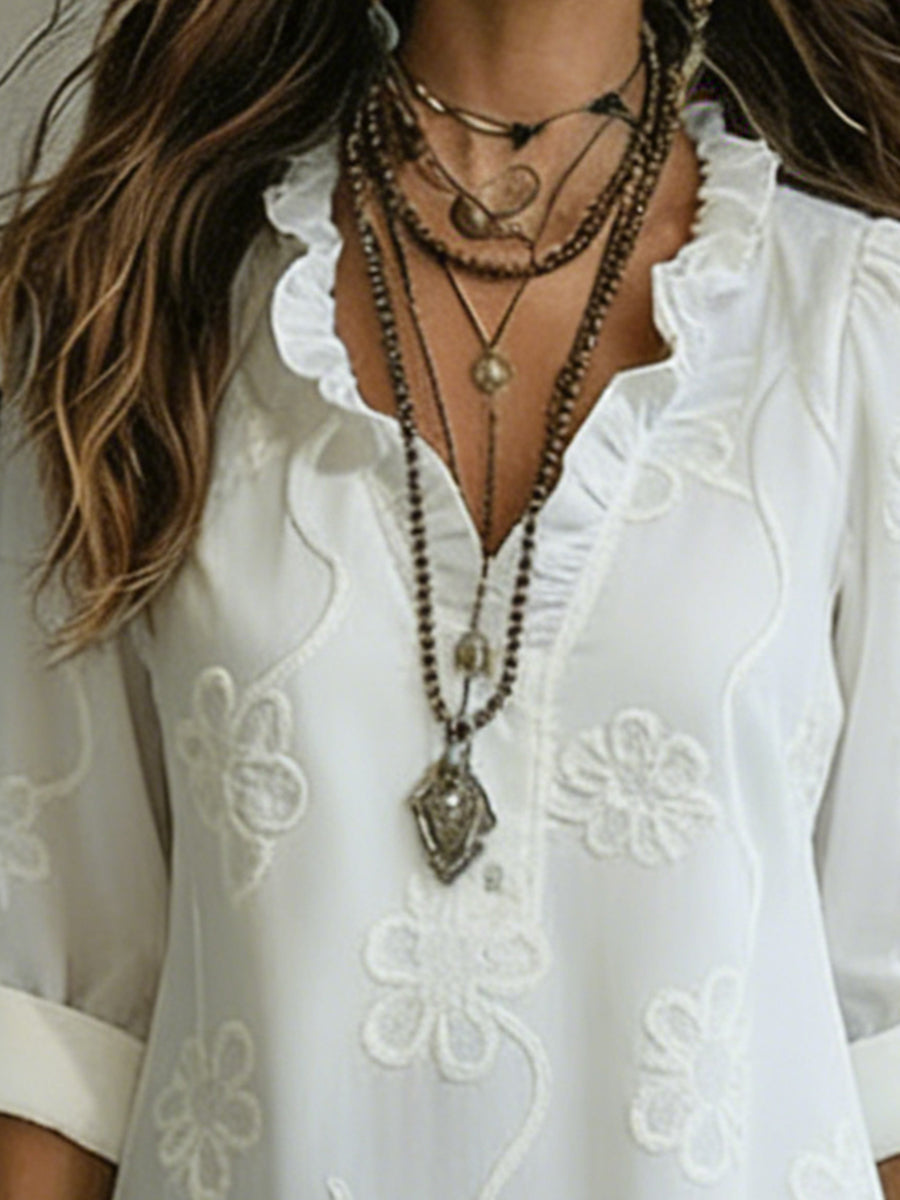Blanche | Robe Longue Brodée Col Volant & Manches 3/4