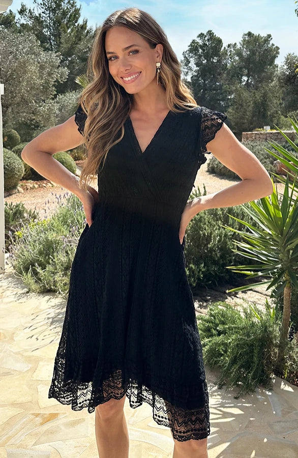Angélique | Robe Midi Dentelle Col V Croisé & Manches Volantées