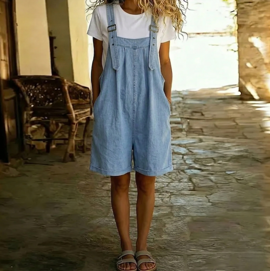 Clara | Salopette en denim doux lavé vintage bleu clair