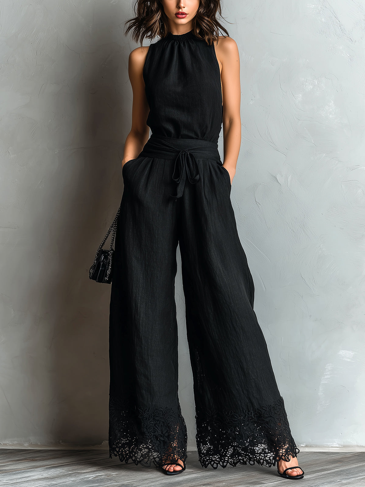 Haut halter en coton-lin noir avec nœud et pantalon large à dentelle