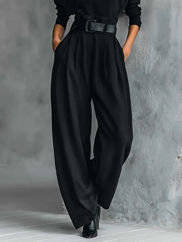 Lisa | Ensemble Noir 2 Pièces avec Ceinture