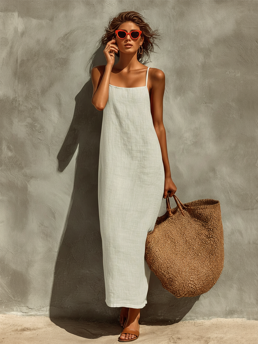 Robe Femme Avec Bretelles Fines & Décolleté Carré