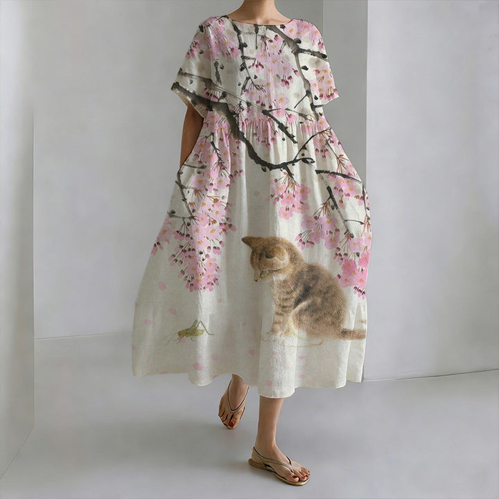 Robe ronde à col rond pour chaton à l'ombre des arbres japonais