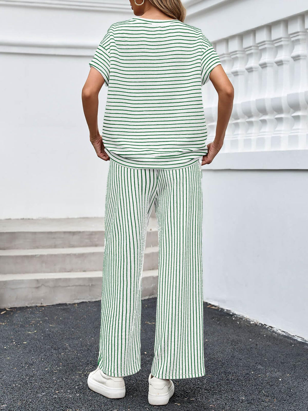 Bea | Ensemble Deux Pièces Rayé T-Shirt Manches Courtes et Pantalon Large