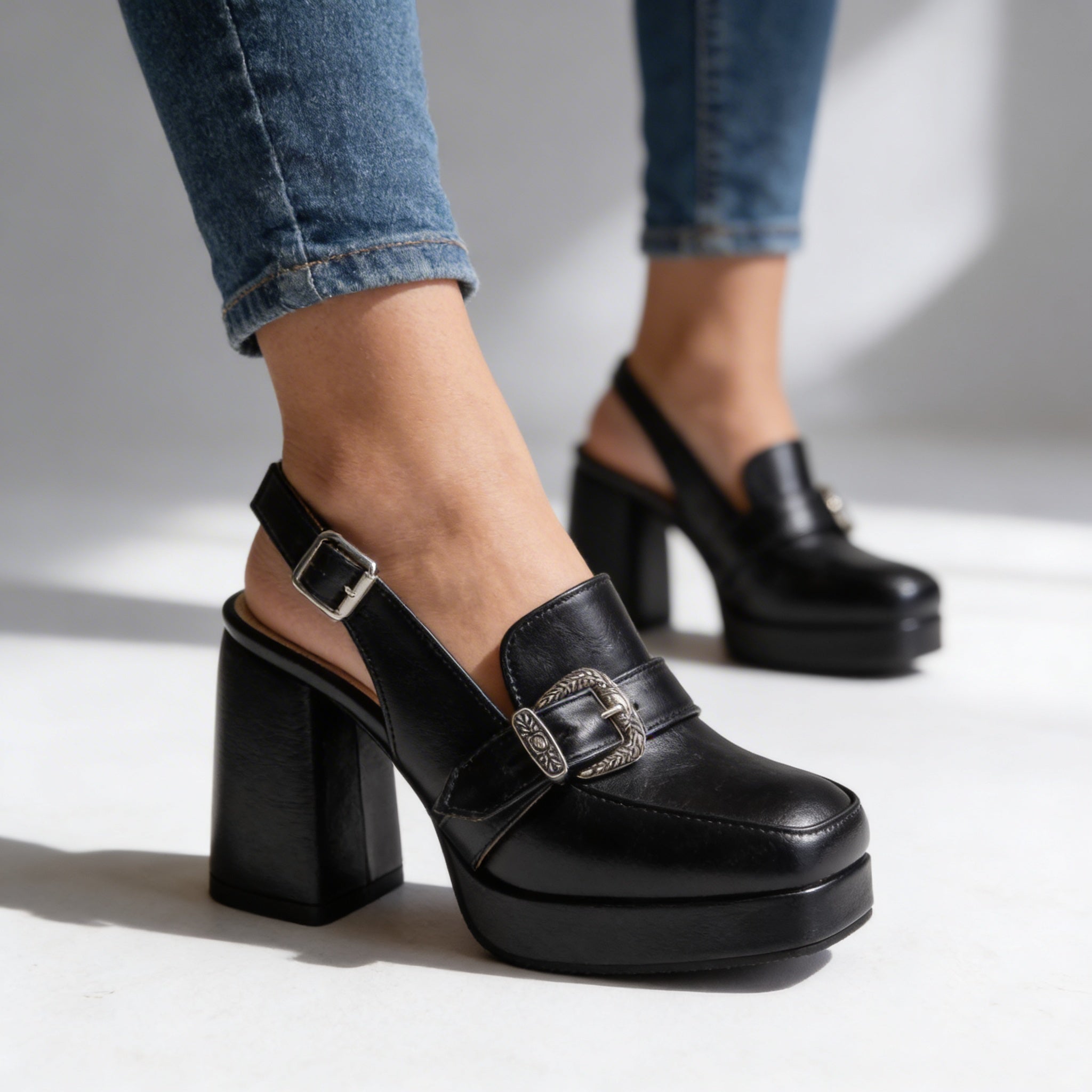 Arianna | Slingback Plateforme à Boucle & Talon Bloc