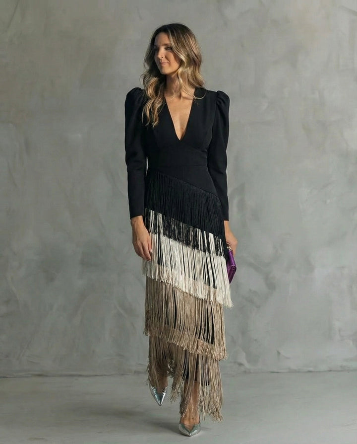 Chiara – Robe Élégante avec Manches Frangées
