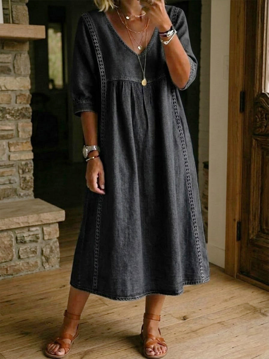 Maëlys | Robe Denim Vintage Ample avec Détails Dentelle